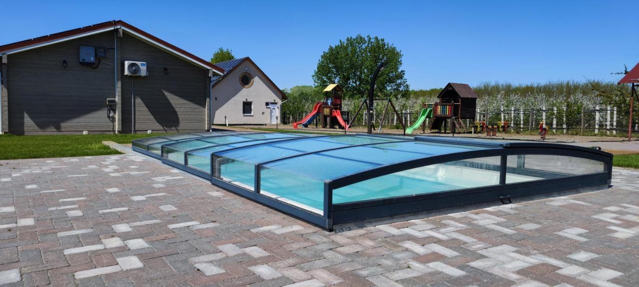 Village Garden Family Guest House Tiszakanyar Exterior photo